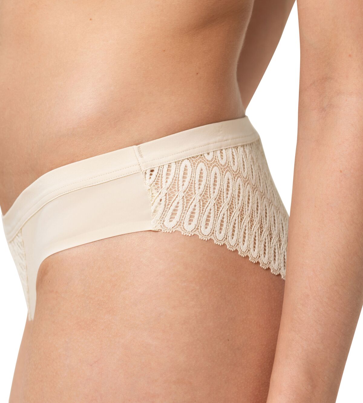 Aura Spotlight Brazilian 10208024 6720 CREAMY DREAM