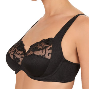 Moments wired bra 0000519 004 Black